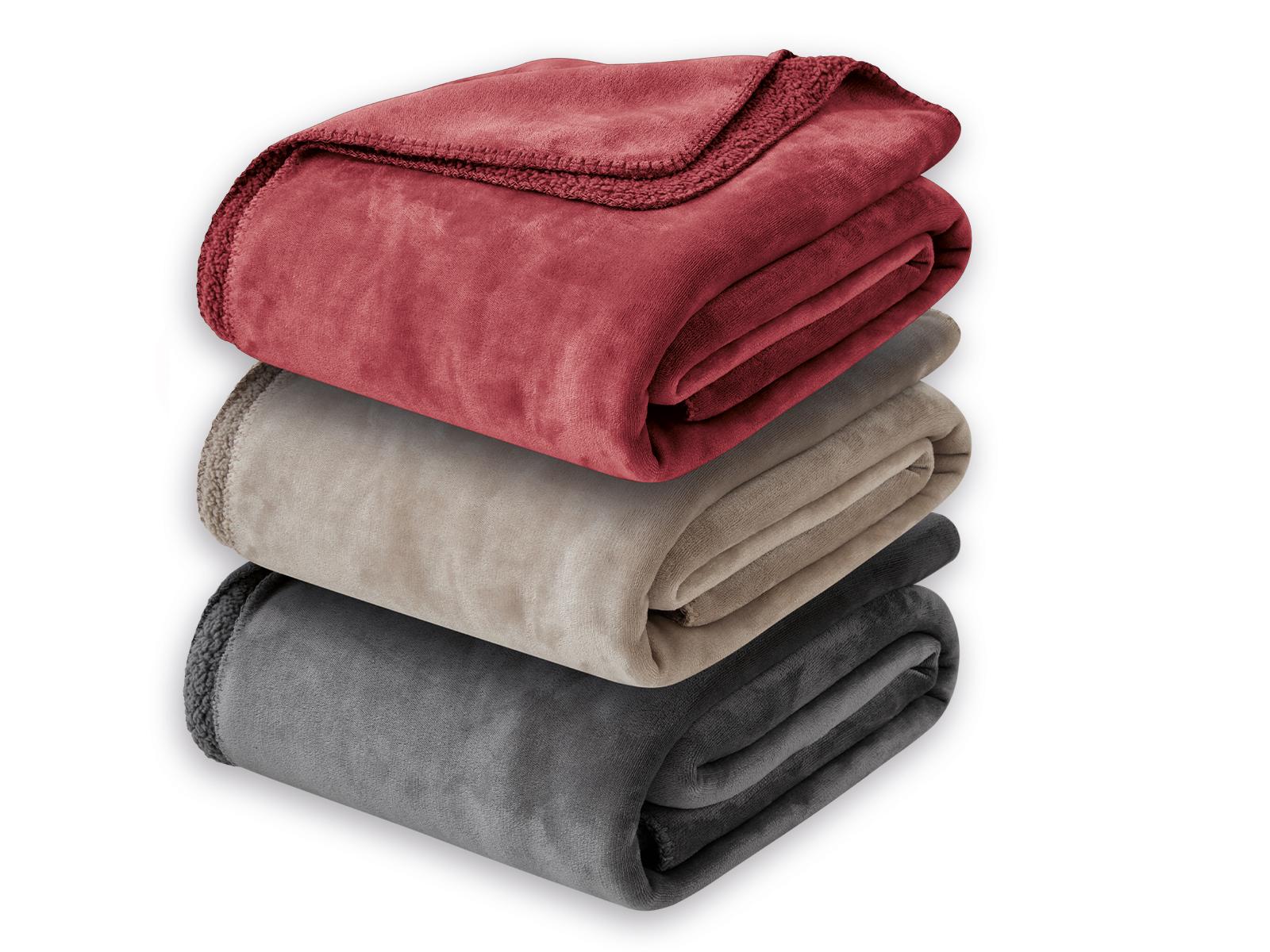 em-es-te Sherpa Decke